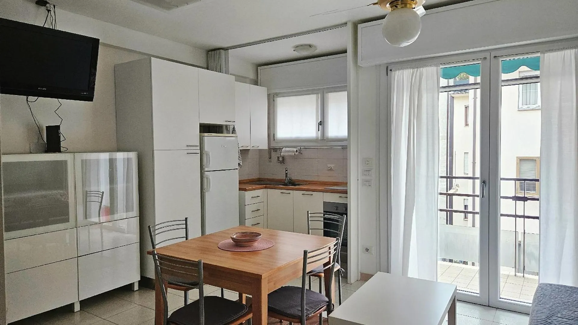 Sunny Comfort - Venezia Via Edmondo De Amicis, 2 0*,